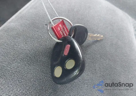 2004 Chevrolet Silverado 1500 Z71 from USA, damaged, VIN 2GCEK13T841318776